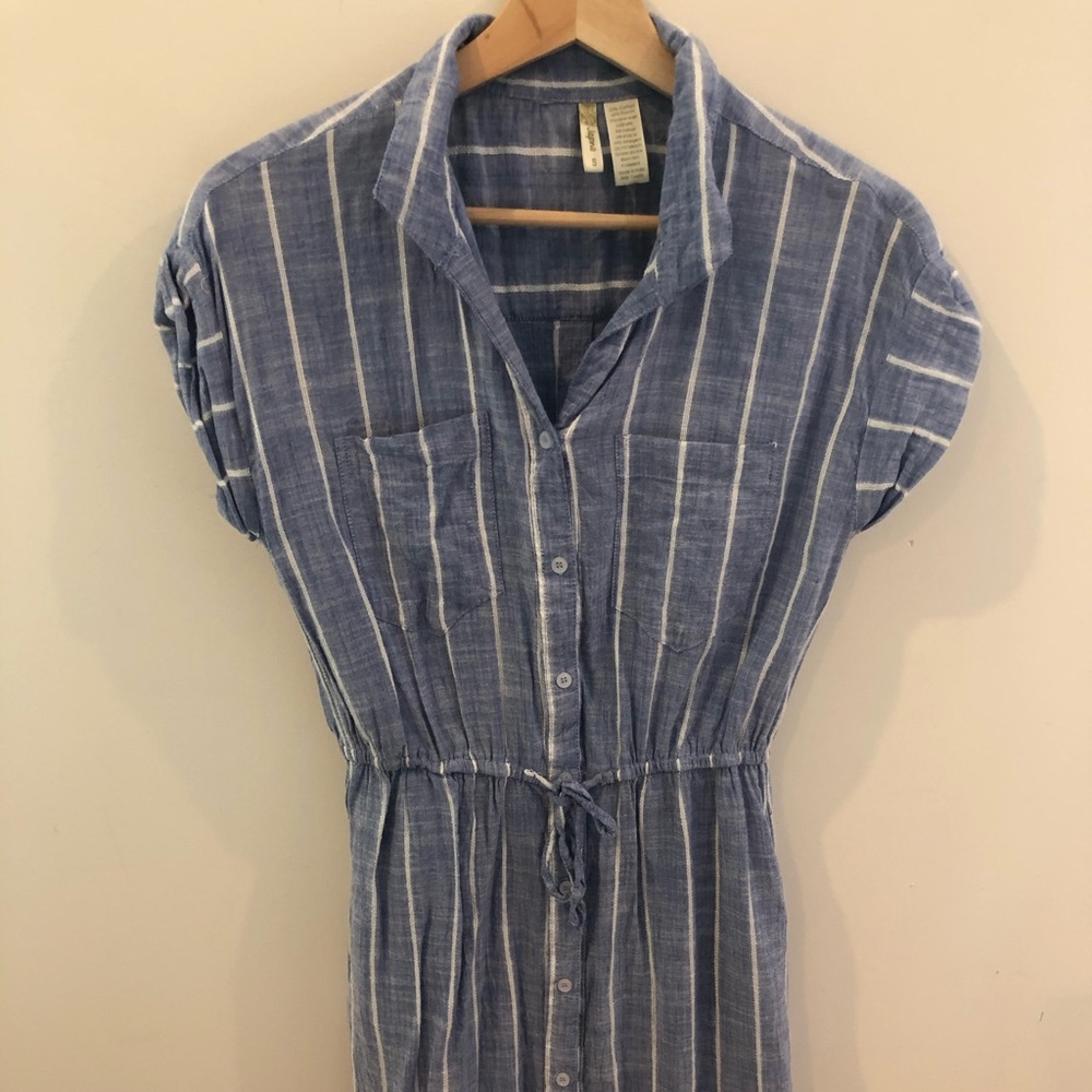 Button down dress with pockets